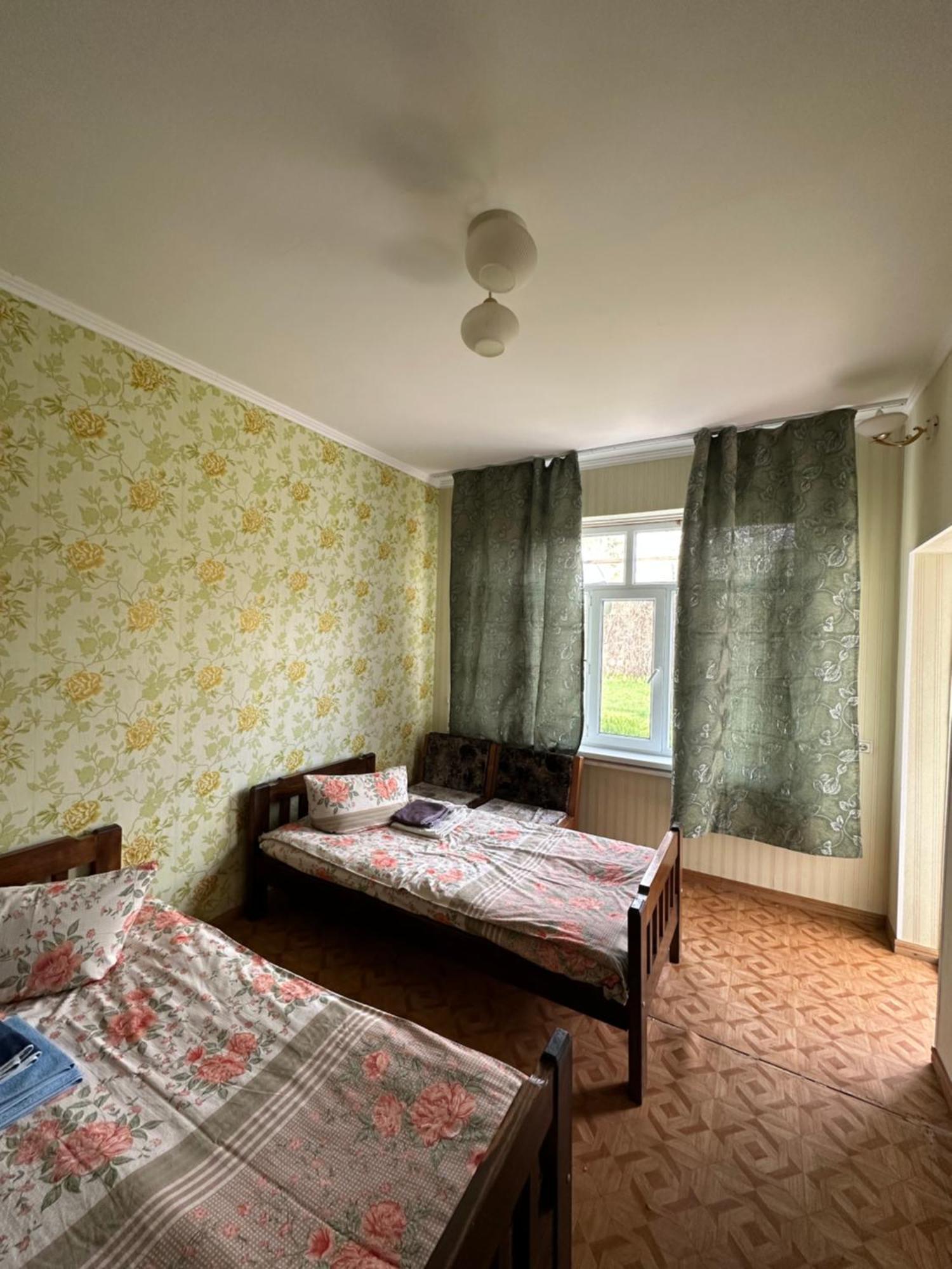 Дом Жени И Люды Hotel Zhabagly Ngoại thất bức ảnh